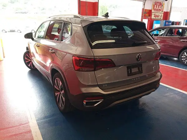 3VVYX7B24PM342341 2023 VOLKSWAGEN TAOS - Image 8
