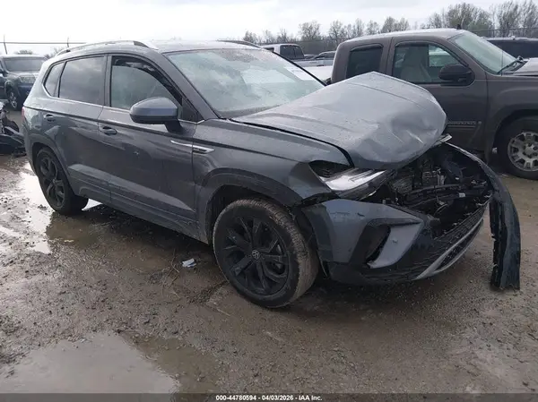3VVYX7B25NM042885 2022 VOLKSWAGEN TAOS - Image 1