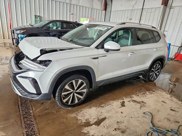 3VVYX7B2XNM023104 2022 VOLKSWAGEN TAOS - Image 1