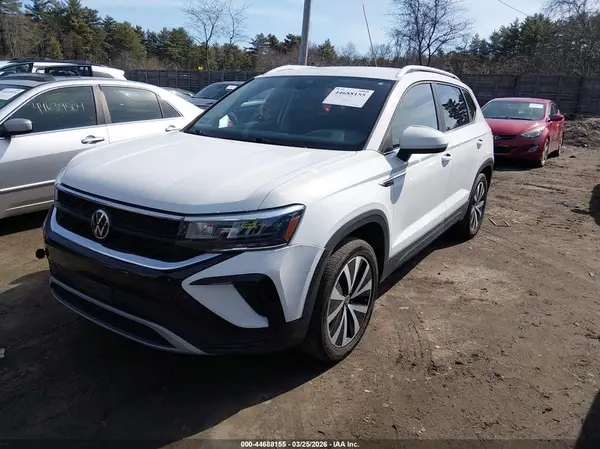3VVYX7B2XPM306461 2023 VOLKSWAGEN TAOS - Image 2