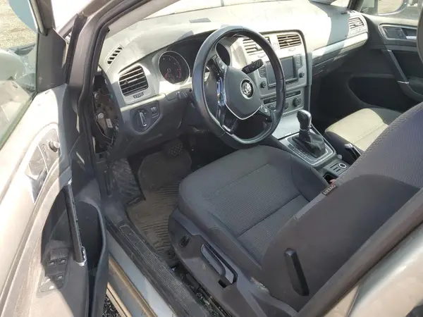 3VW017AU1HM524156 2017 VOLKSWAGEN GOLF - Image 8