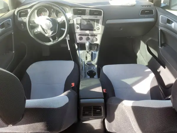 3VW017AU2HM530578 2017 VOLKSWAGEN GOLF - Image 8