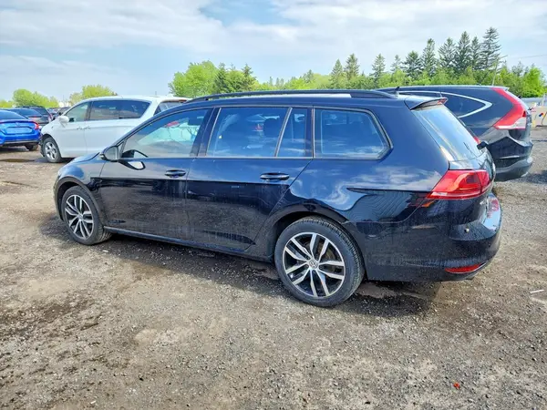 3VW017AU3HM540505 2017 VOLKSWAGEN GOLF - Image 2