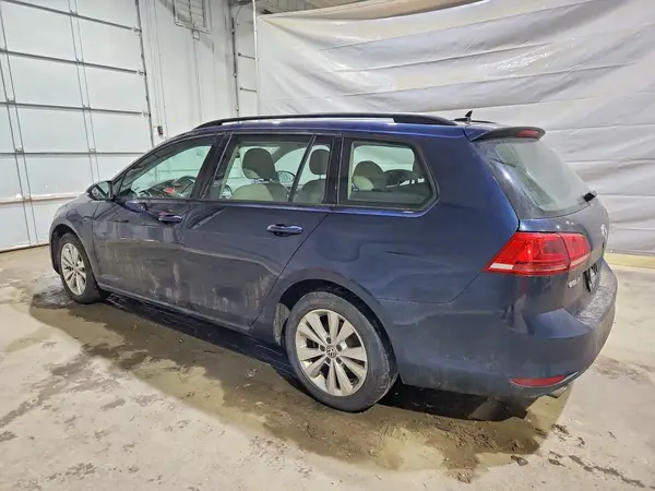 3VW017AU4HM543705 2017 VOLKSWAGEN GOLF - Image 2