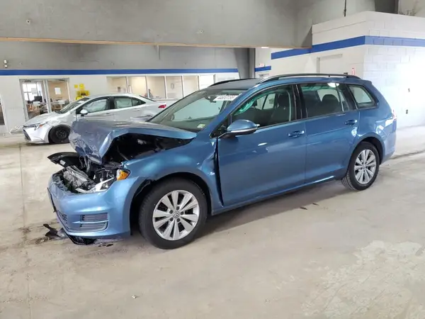 3VW017AU6HM509488 2017 VOLKSWAGEN GOLF - Image 1