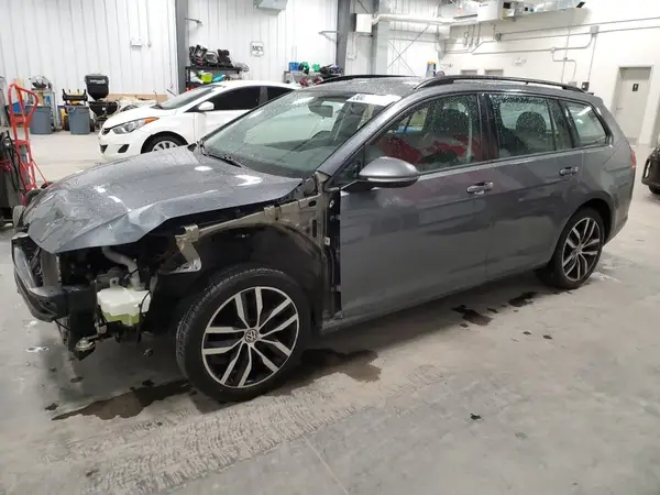 3VW017AU7HM530074 2017 VOLKSWAGEN GOLF - Image 1