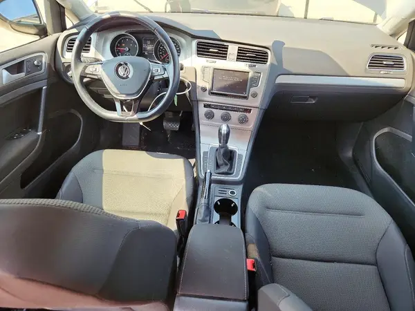 3VW017AU8HM507676 2017 VOLKSWAGEN GOLF - Image 8