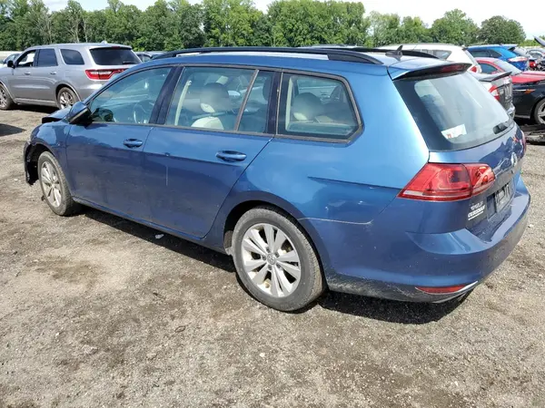 3VW017AU8HM540774 2017 VOLKSWAGEN GOLF - Image 2