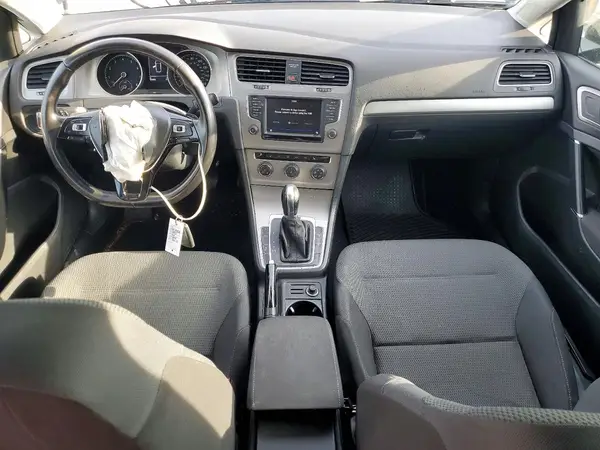 3VW017AU9HM539150 2017 VOLKSWAGEN GOLF - Image 8