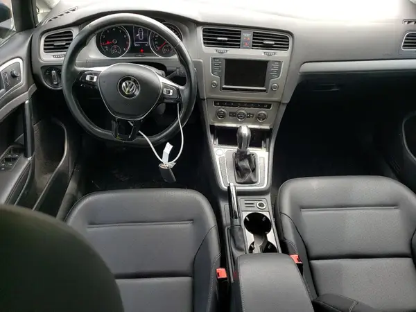 3VW017AU9HM542386 2017 VOLKSWAGEN GOLF - Image 8