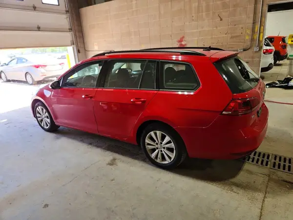3VW017AUXHM515536 2017 VOLKSWAGEN GOLF - Image 2