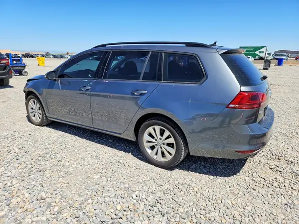 3VW017AUXHM538122 2017 VOLKSWAGEN GOLF - Image 2