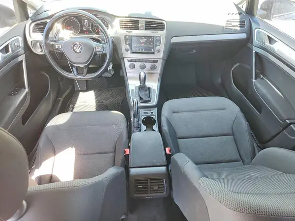 3VW017AUXHM538122 2017 VOLKSWAGEN GOLF - Image 8