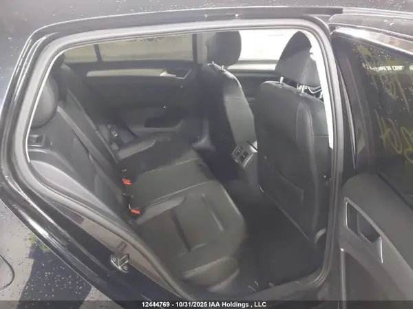 3VW117AU0HM002364 2017 VOLKSWAGEN GOLF - Image 8