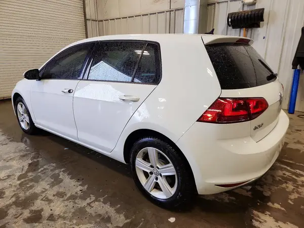 3VW117AU0HM061429 2017 VOLKSWAGEN GOLF - Image 2