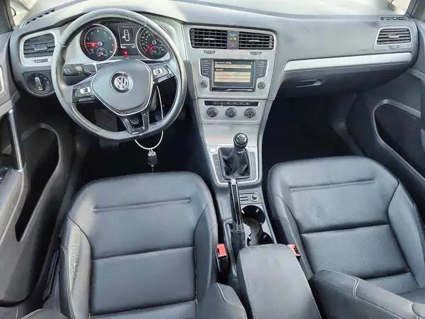 3VW117AU0HM065318 2017 VOLKSWAGEN GOLF - Image 8