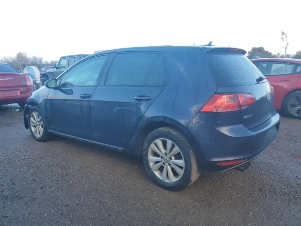 3VW117AU1GM040989 2016 VOLKSWAGEN GOLF - Image 2