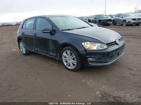 3VW117AU1HM015978 2017 VOLKSWAGEN GOLF - Image 1