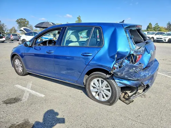 3VW117AU1HM032876 2017 VOLKSWAGEN GOLF - Image 2