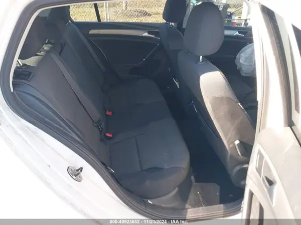 3VW117AU2GM023649 2016 VOLKSWAGEN GOLF - Image 8