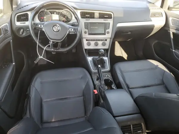 3VW117AU2HM052280 2017 VOLKSWAGEN GOLF - Image 8