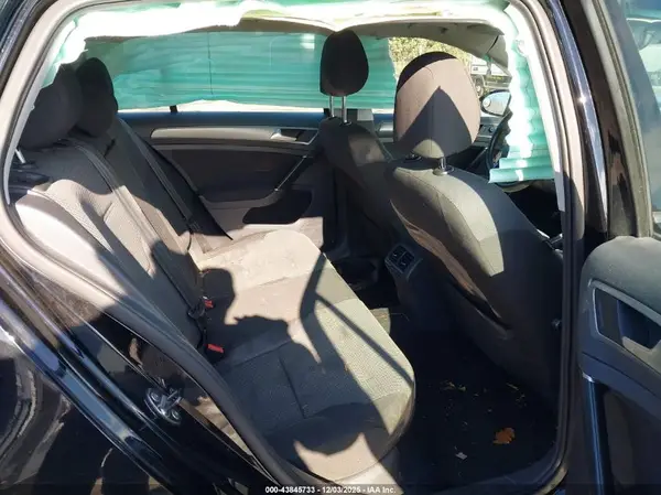 3VW117AU3GM015155 2016 VOLKSWAGEN GOLF - Image 8