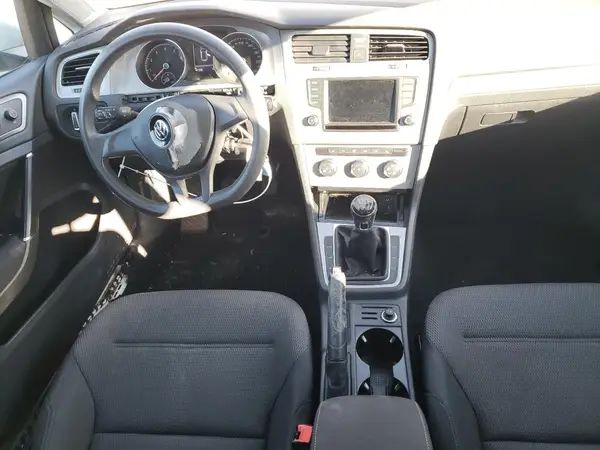 3VW117AU3HM005565 2017 VOLKSWAGEN GOLF - Image 8