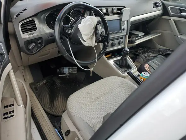 3VW117AU3HM011737 2017 VOLKSWAGEN GOLF - Image 8