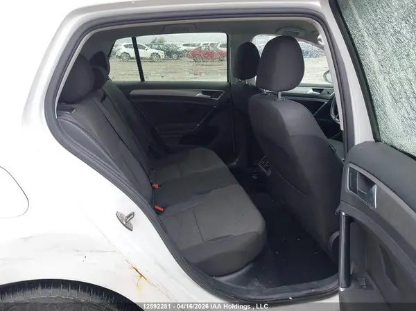 3VW117AU3HM048982 2017 VOLKSWAGEN GOLF - Image 8