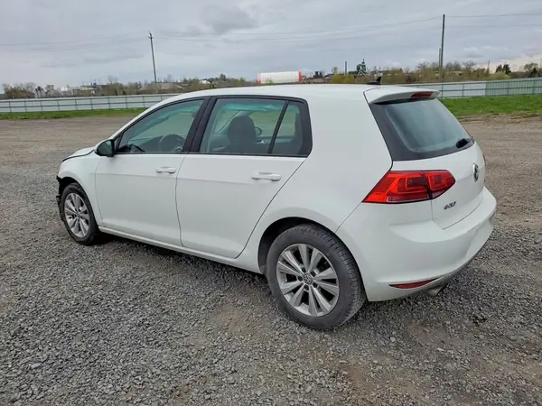 3VW117AU4HM029292 2017 VOLKSWAGEN GOLF - Image 2