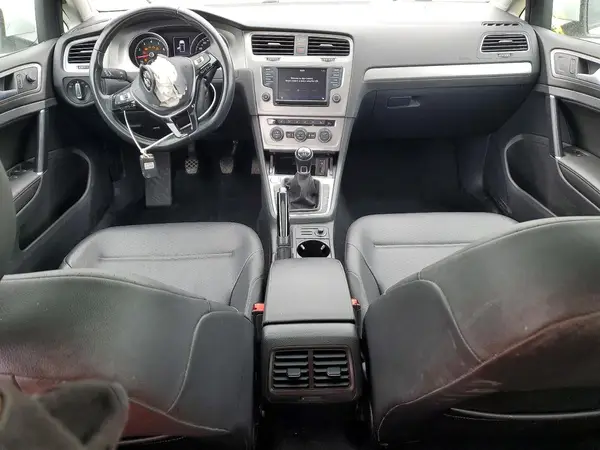 3VW117AU4HM029292 2017 VOLKSWAGEN GOLF - Image 8