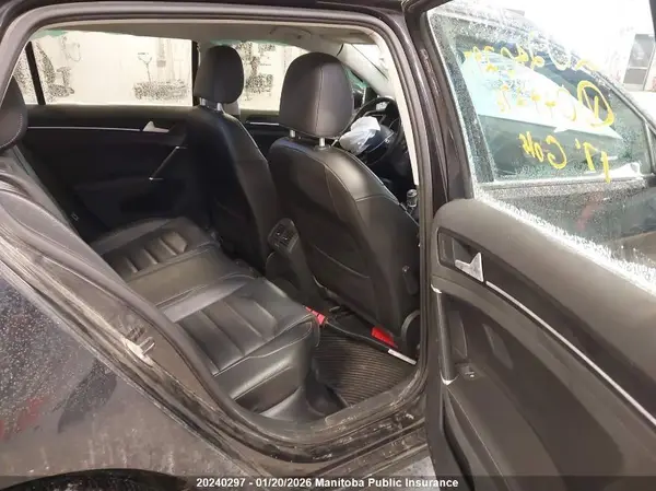 3VW117AU4HM044276 2017 VOLKSWAGEN GOLF - Image 8
