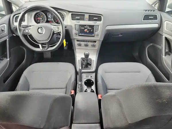 3VW117AU4HM069484 2017 VOLKSWAGEN GOLF - Image 8