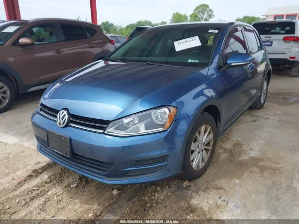 3VW117AU5GM049663 2016 VOLKSWAGEN GOLF - Image 2