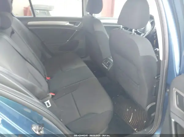 3VW117AU5GM049663 2016 VOLKSWAGEN GOLF - Image 8