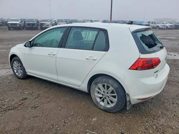 3VW117AU5GM061151 2016 VOLKSWAGEN GOLF - Image 2