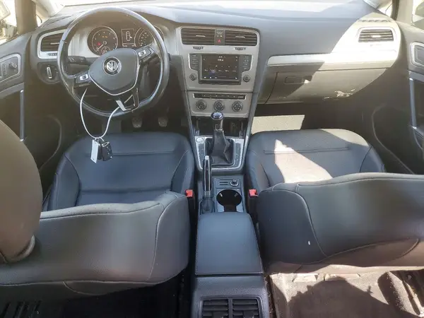 3VW117AU5HM040110 2017 VOLKSWAGEN GOLF - Image 8