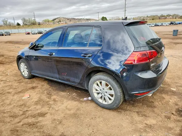 3VW117AU8HM032406 2017 VOLKSWAGEN GOLF - Image 2