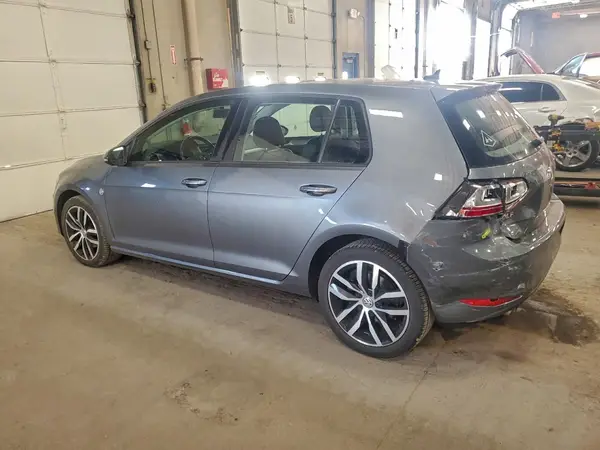 3VW117AU8HM054728 2017 VOLKSWAGEN GOLF - Image 2