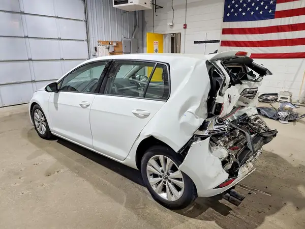 3VW117AU9HM062790 2017 VOLKSWAGEN GOLF - Image 2