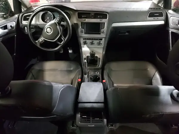 3VW117AU9HM066063 2017 VOLKSWAGEN GOLF - Image 8