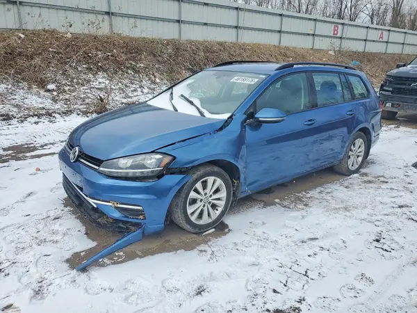 3VW117AU9JM750715 2018 VOLKSWAGEN GOLF - Image 1