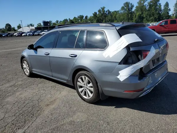 3VW117AU9JM759723 2018 VOLKSWAGEN GOLF - Image 2