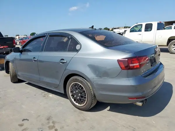 3VW167AJ0GM260387 2016 VOLKSWAGEN JETTA - Image 2