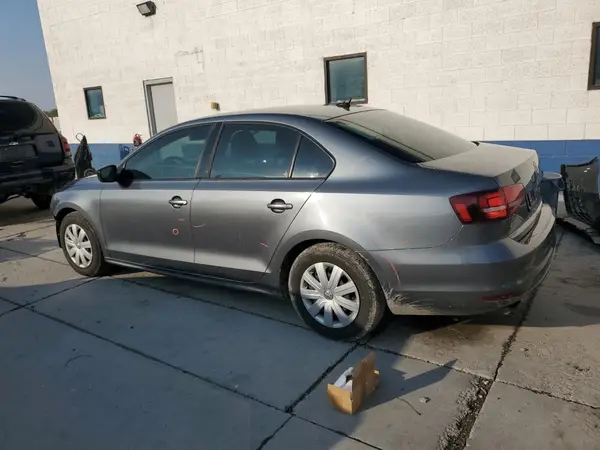 3VW167AJ0GM291008 2016 VOLKSWAGEN JETTA - Image 2