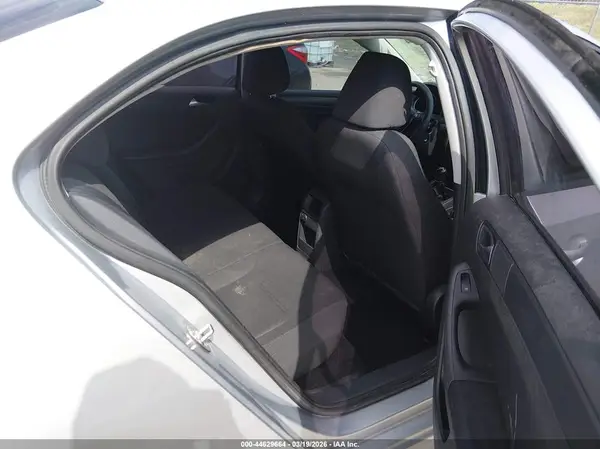 3VW167AJ0GM341972 2016 VOLKSWAGEN JETTA - Image 8