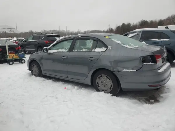 3VW167AJ0GM389049 2016 VOLKSWAGEN JETTA - Image 2