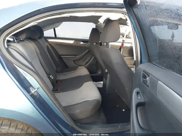 3VW167AJ0HM218691 2017 VOLKSWAGEN JETTA - Image 8