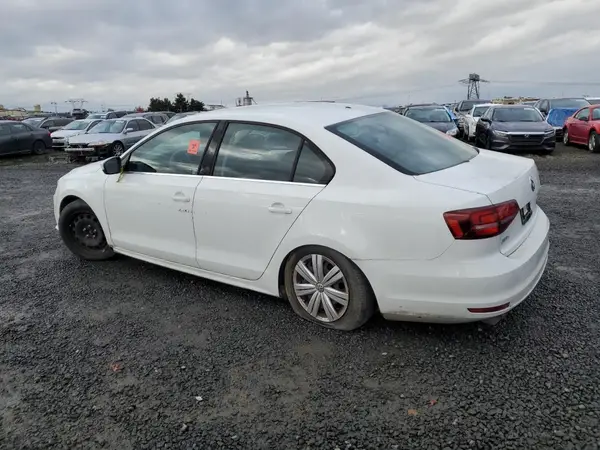 3VW167AJ0HM242408 2017 VOLKSWAGEN JETTA - Image 2