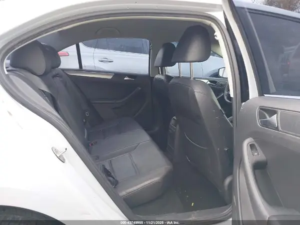 3VW167AJ0HM266031 2017 VOLKSWAGEN JETTA - Image 8